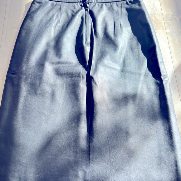 BCBG maxazria - Black real leather lined pencil skirt - Size 0 - Picture 6 of 13